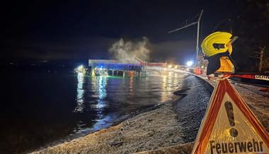 Täterschaft nicht ermittelt: Staatsanwaltschaft stellt Ermittlungen zum Badhütten-Brand ein