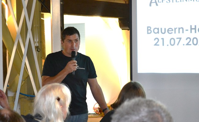 Sonnenenergie und Getreide als Chancen für Landwirte