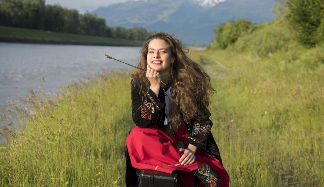 Musik ist ihre grosse Leidenschaft, das Schreiben von Büchern ebenso: Andrea Kind aus Sax, aufgewachsen in Liechtenstein.