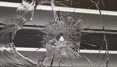 Kantonspolizei aufgeboten: Projektil in Schulzimmer auf Fussboden gefunden