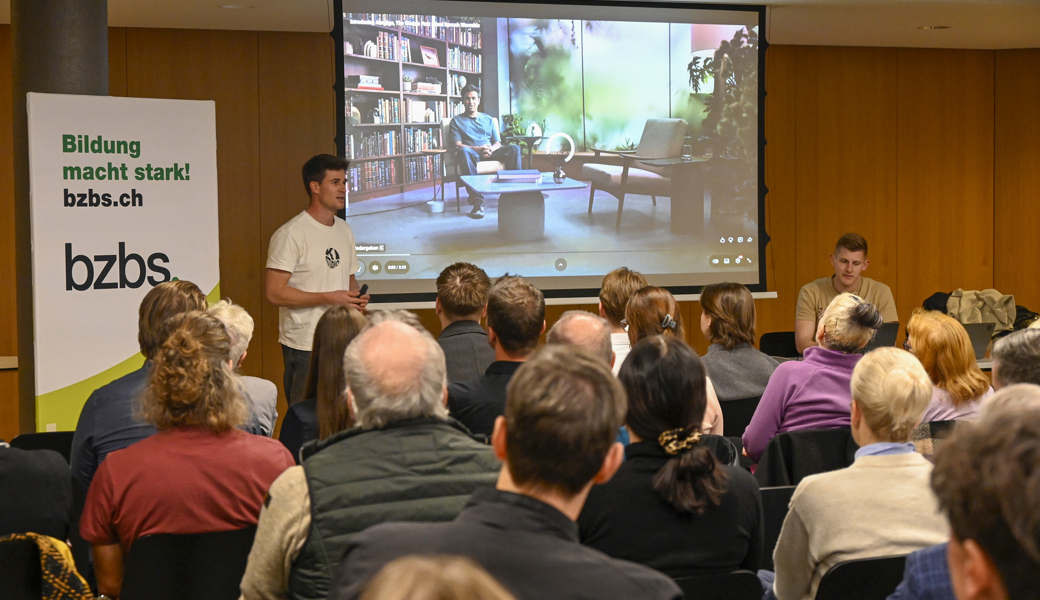 Neues über Neues erfahren: KI-Vortrag am BZBS