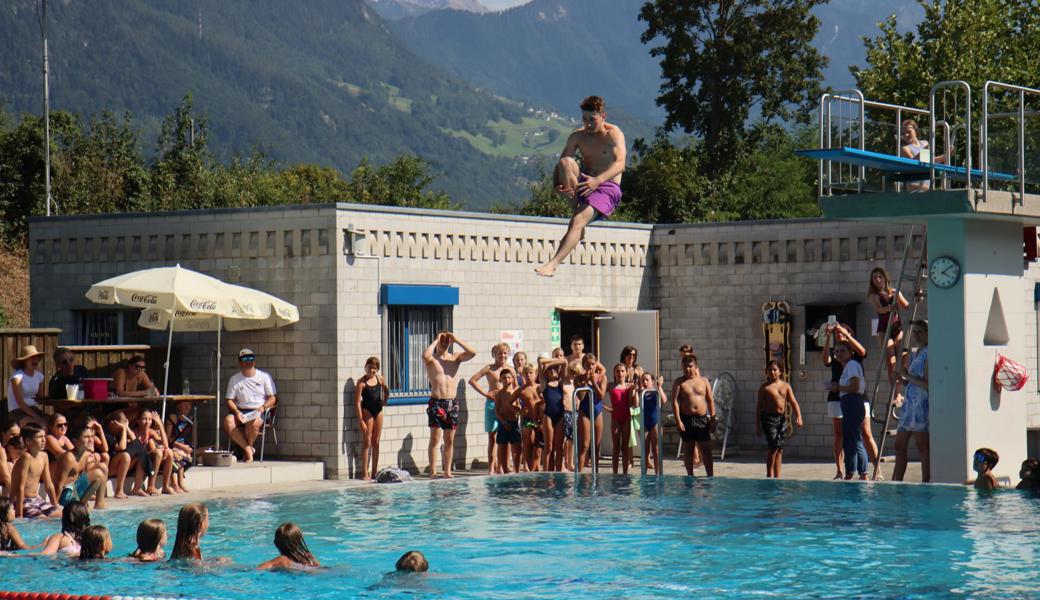 Noch nie strömten so viele Badegäste ins Freibad Rheinau wie in der aktuellen Saison.