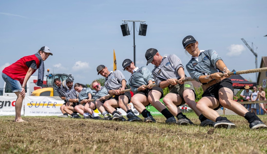Starke Leistung des Mixed-Teams vom Seilziehclub Sevelen: Platz drei am Nationalligaturnier in Sins. 