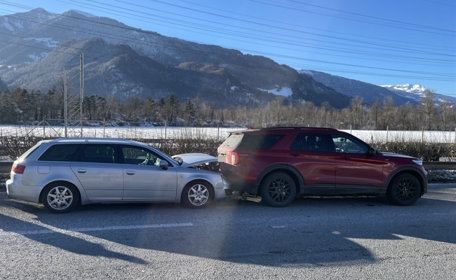 Verletzte bei zwei Auffahrunfällen