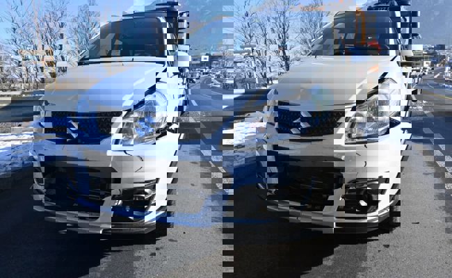 Mangelnde Aufmerksamkeit: Zwei verletzte Autofahrer nach Auffahrunfällen