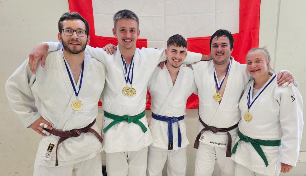Die Buchser Judokas hatten am internationalen Ranking-Turnier in Spiez Grund zur Freude. Neben den Einzelerfolgen sicherte man sich im Teambewerb die Goldmedaille. 