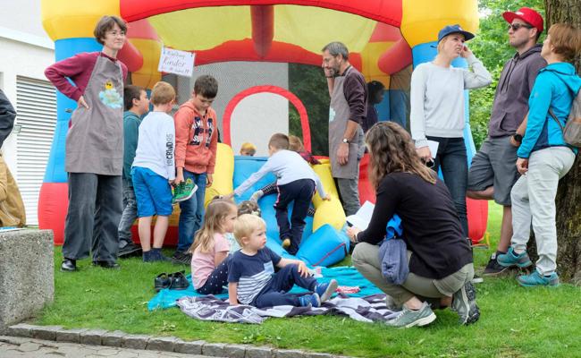 Gute Stimmung und reichhaltige Unterhaltung am «Seveler Fescht»