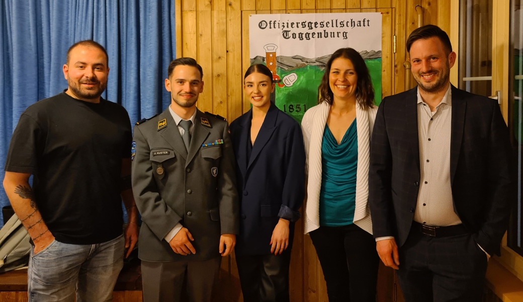 Neue Führung (von links): Hauptmann Etrur Zekaj, Leutnant Köbi Kuster, Leutnant Andrina Nef, Oberleutnant Monika Peyer-Wolfer und Hauptmann Rafael Eggenberger. 