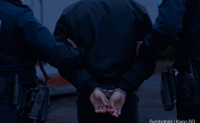 Unbewaffneter Raub am Bahnhof Wattwil