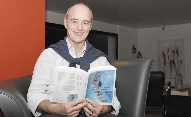 Sterbebegleiter Martin Bürki aus Rüthi hat ein tiefgründiges Buch geschrieben