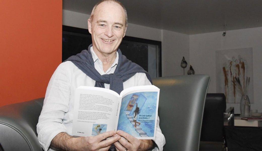 Sterbebegleiter Martin Bürki aus Rüthi hat ein tiefgründiges Buch geschrieben