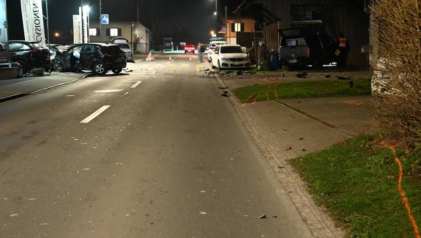 Der Unfall ereignete sich auf der Oberdorfstrasse.