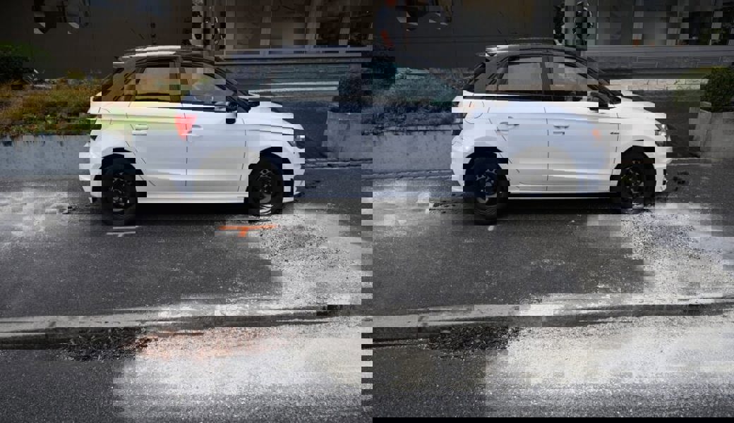  In Vaduz verursachte eine Autolenkerin in nicht fahrfähigem Zustand einen Selbstunfall. 