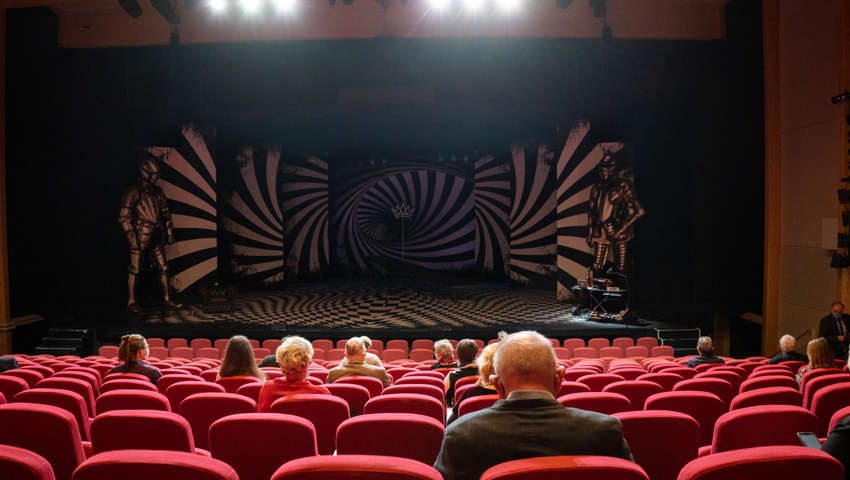 Laut Stadtrat werde das erwünschte Kulturzentrum die hiesigen Kulturangebote nicht konkurrenzieren. Laut Stadtrat werde das erwünschte Kulturzentrum die hiesigen Kulturangebote nicht konkurrenzieren.