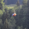 Gleitschirmpilot verfängt sich in Seilen der Kronberg-Bahn