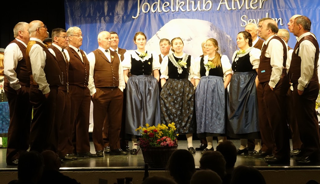 Der Jodelclub Alvier hat seine Stücke mit beeindruckender Präzision und Harmonie vorgeführt.