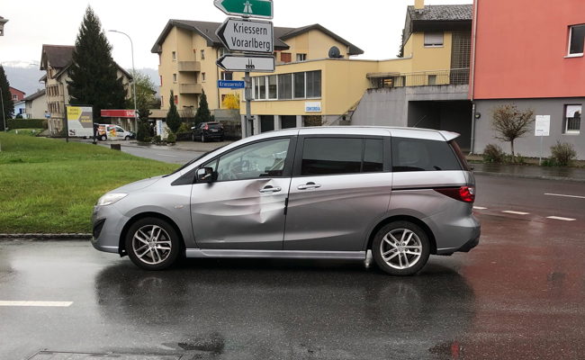 Autofahrer übersieht Velofahrerin: 64-Jährige bei Unfall in Altstätten verletzt