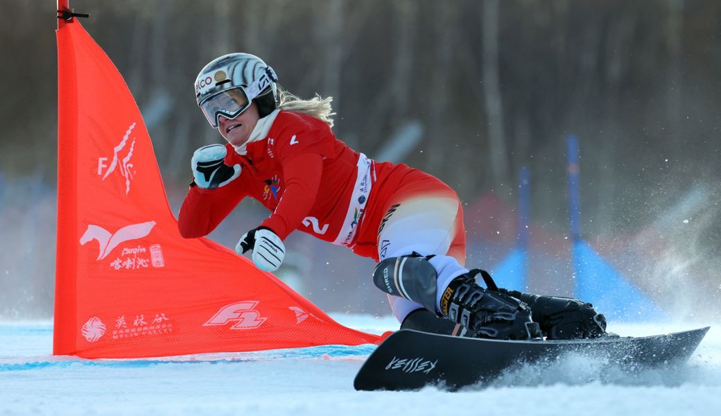 Weltcupauftakt geglückt: Julie Zogg fährt in China aufs Podest