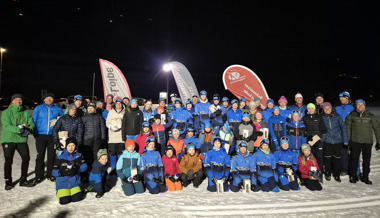 Klubrennen bei Flutlicht begeisterte Jung und Alt