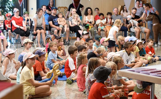 Raiffeisen-Erlebnistag: Einen Tag lang den Stars ganz nah