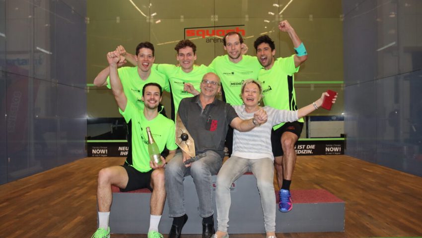  26. März: Der Squashclub Grabs ist im Mannschaftsbewerb Interclub zurück auf dem Leaderthron. Die Grabser sicherten sich im Final gegen den Grasshopper Club den insgesamt dritten Schweizer Meistertitel. 