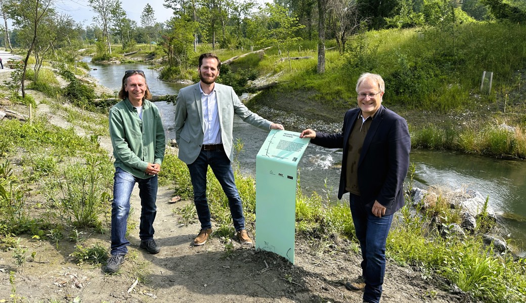 Ein Erlebnispfad zeigt den Mehrwert des Gewässers auf