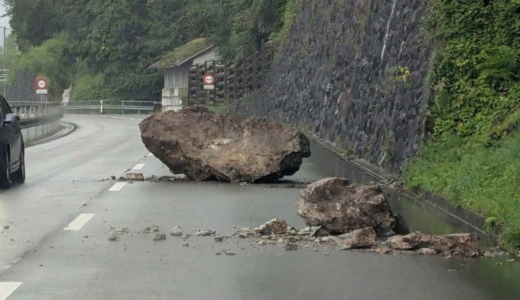 Walenseestrasse trotz Steinschlag keine Gefahrenzone