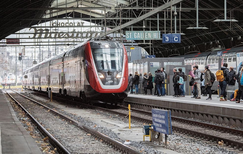 Bahnhof Stgallen Bild Ralph Ribi