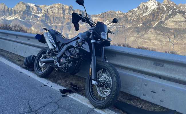 Töff geriet auf Gegenfahrbahn: Streifkollision am Flumserberg