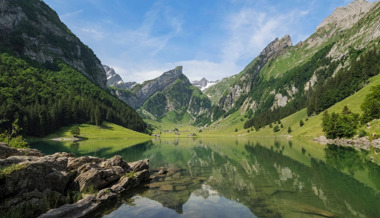 Versteckter Schmutz in der Idylle: Mikroplastik, Chemikalien und ein Nährstoffüberschuss im Seealpsee