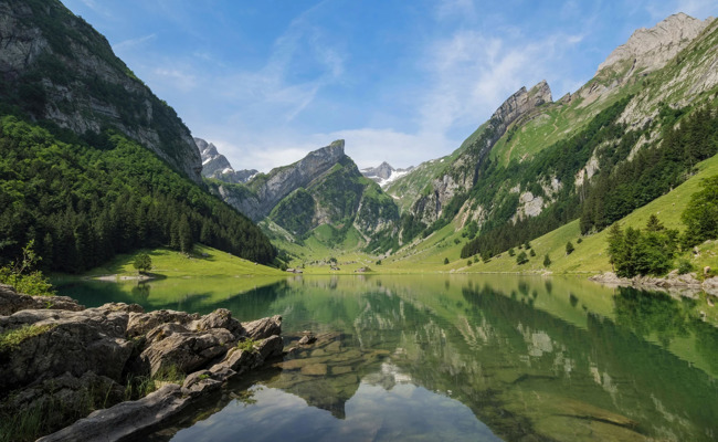 Versteckter Schmutz in der Idylle: Mikroplastik, Chemikalien und ein Nährstoffüberschuss im Seealpsee