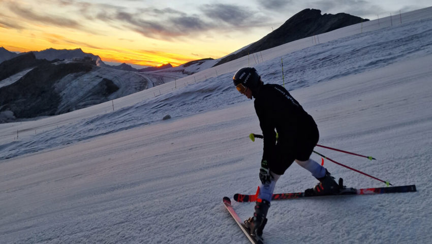  Morgenstund hat Gold im Mund: Lorina Zelger bei der Streckenbesichtigung, bevor es mit Training los geht. 