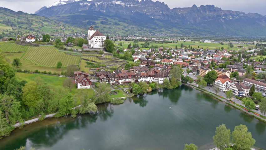  Der Werdenbergersee ist ein beliebter Erholungsort. Bild Heini Schwendener