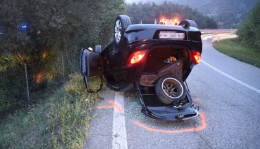 Kontrolle verloren: Auto überschlug sich und landete auf dem Dach