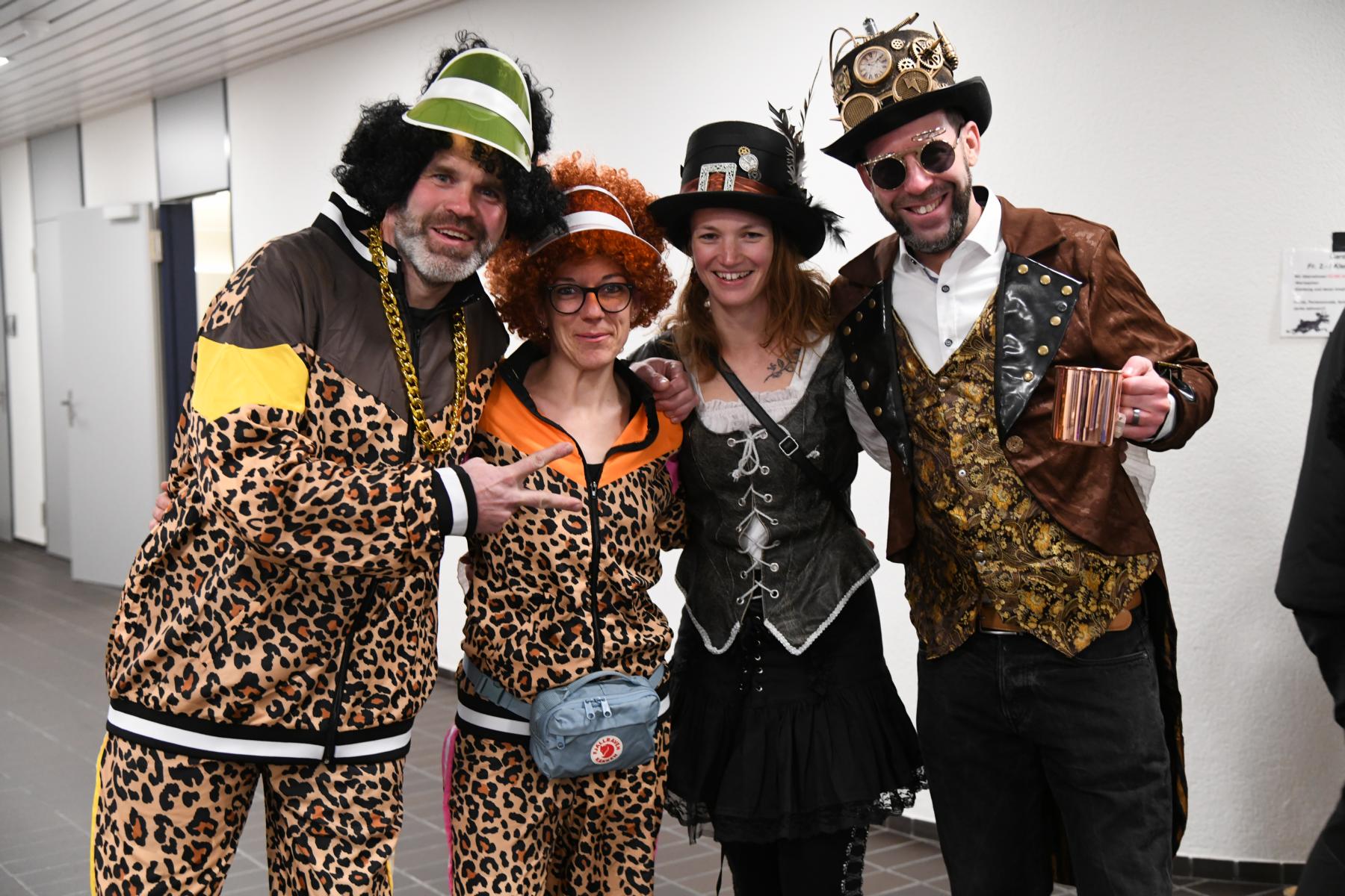 Ausgelassene Stimmung und Guggenklänge bei Monsterkonzert und Party