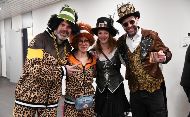 Ausgelassene Stimmung und Guggenklänge bei Monsterkonzert und Party