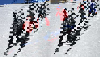 Skilager und Skitage weiter im Plan: Kindern die Freuden des Winters geniessen lassen