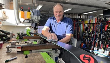 Markus Huser ist seit 50 Jahren im Skiservice tätig und noch immer hoch motiviert