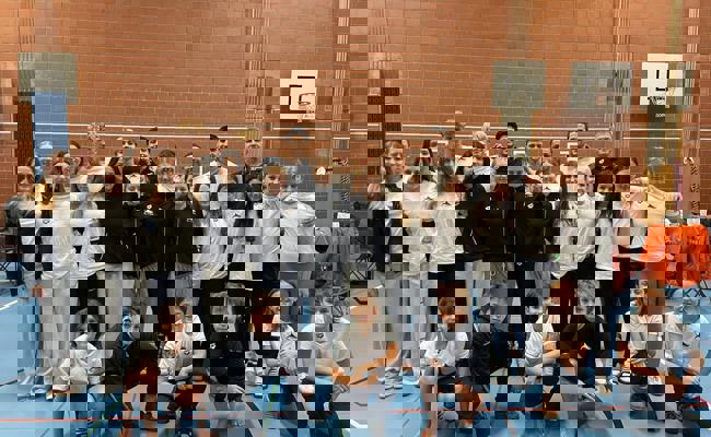 13 Goldmedaillen: SC Flös schwimmt an die Spitze