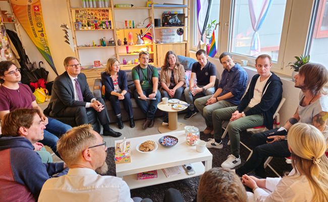 Solidarität mit queeren Jugendlichen