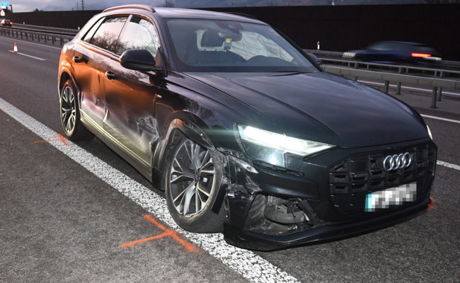 23-Jähriger schläft am Steuer ein und verursacht Unfall – rund 23'000 Franken Schaden