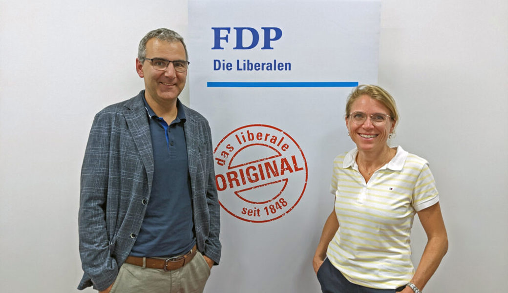  Petra Näf übernimmt das Präsidium der FDP Werdenberg von Christian Lippuner. 