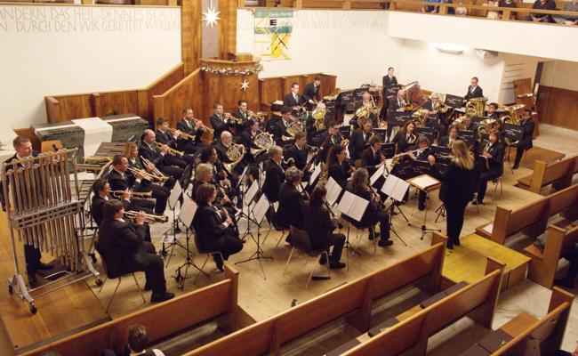 Musikverein bot mitreissende Blasmusik und magische Momente
