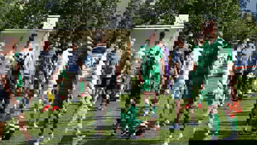  Rund um die Buchser Bank herrscht unmittelbar nach dem Abpfiff Enttäuschung und Traurigkeit vor. 