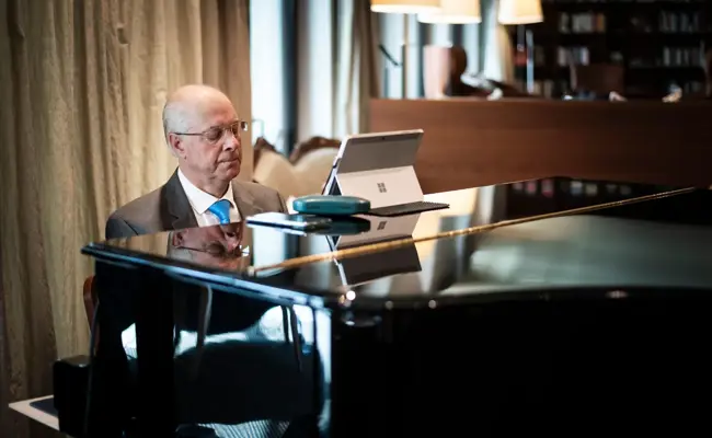 Livemusik statt Musik aus der Konserve: Weshalb einige Ostschweizer Hoteliers nach wie vor auf Pianisten setzen