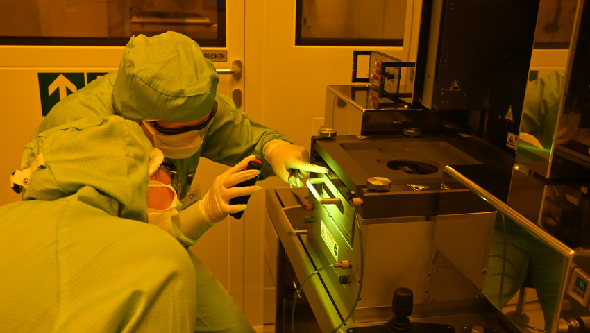 Die einzelnen Schritte des Prozesses wurden von den Fachpersonen exakt genauestens erklärt.