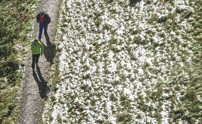 Aufpassen beim Bergwandern: Der frühlingshafte Schein trügt