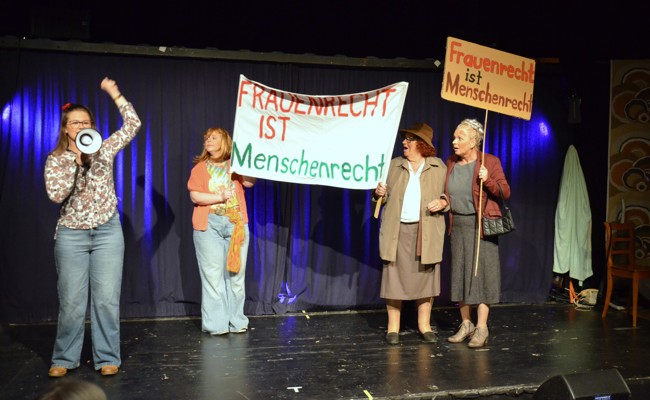 Kampf für Frauenrechte feiert im Zeltainer Premiere
