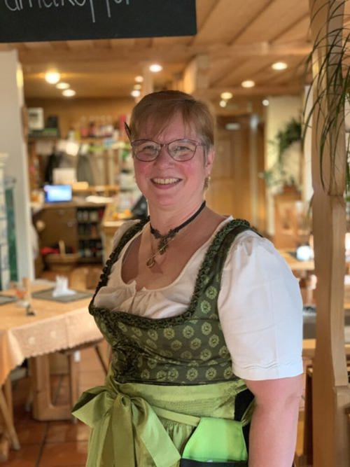  Initiantin Spendenaufruf: Susanne Mühlestein, Geschäftsführerin Hotel &amp; Restaurant Schönau in Wildhaus. 