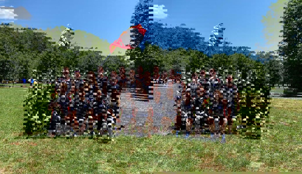 Motiviert, erfolgreich und zufrieden: der STV Sax nach dem Wettkampf am Toggenburger Turnfest in Zuzwil.